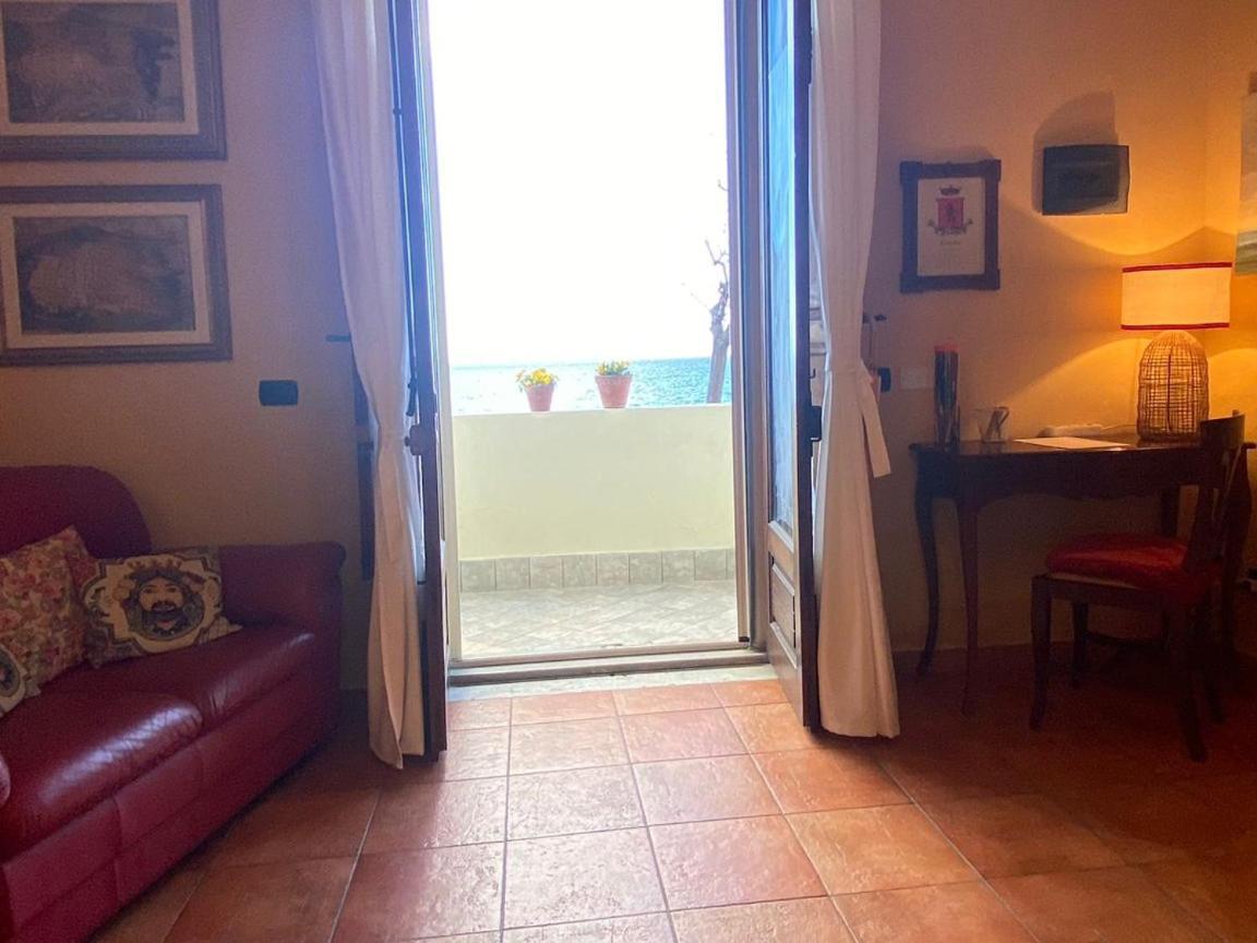 Nice Sicily Little Family Home Acireale Dış mekan fotoğraf